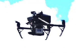 図1 DJI製 Inspire2に搭載したHSI